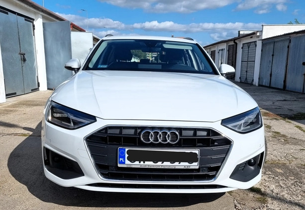 Audi A4 cena 115000 przebieg: 150000, rok produkcji 2019 z Włocławek małe 172